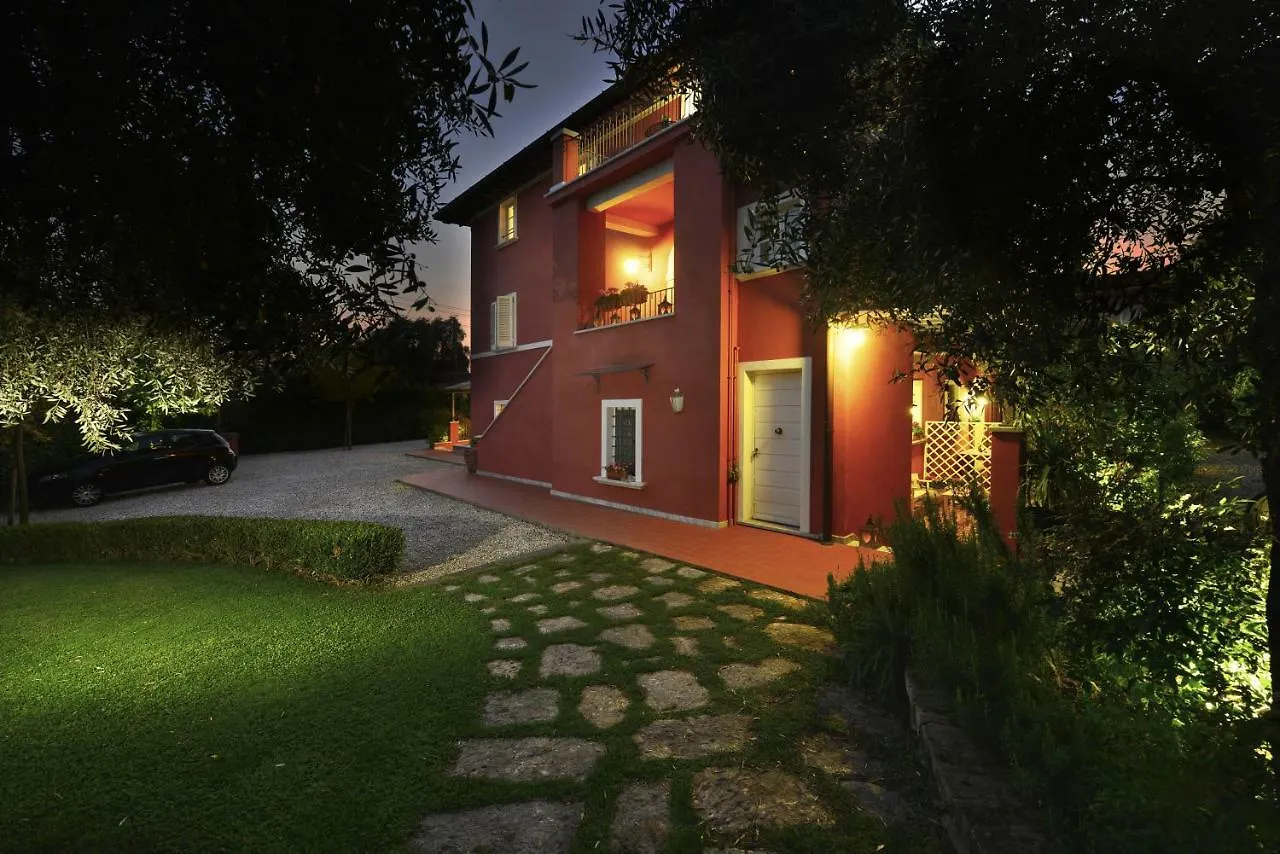 In Versilia Seravezza 0*,  Italia